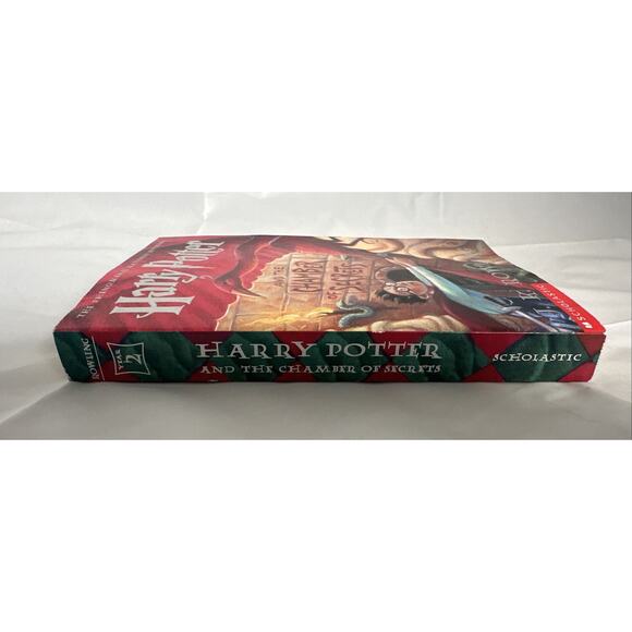 Harry Potter and The Chamber of Secrets -Paper back JK Rowling 9780439064873 - Picture 3 of 9